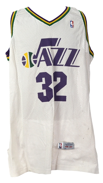 1992-93 circa Karl Malone Utah Jazz Home Jersey