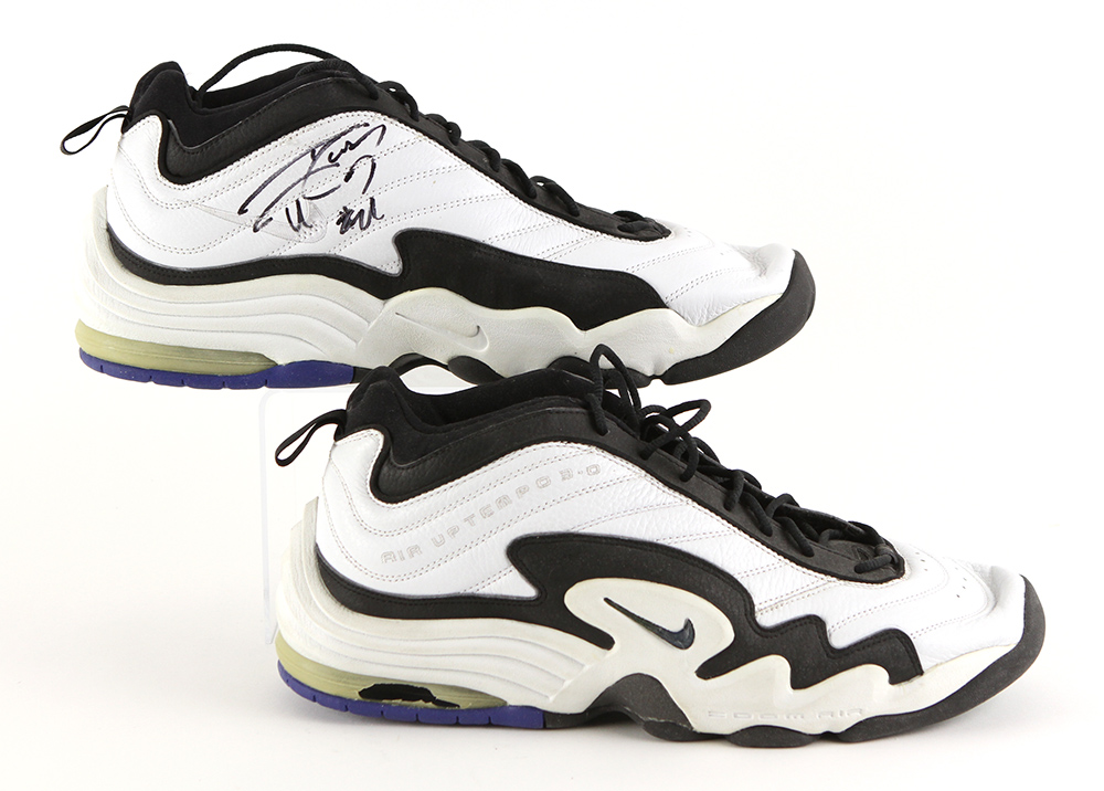 Lot Detail - 1998 Tim Duncan San Antonio Spurs Signed Game Worn Nike ...