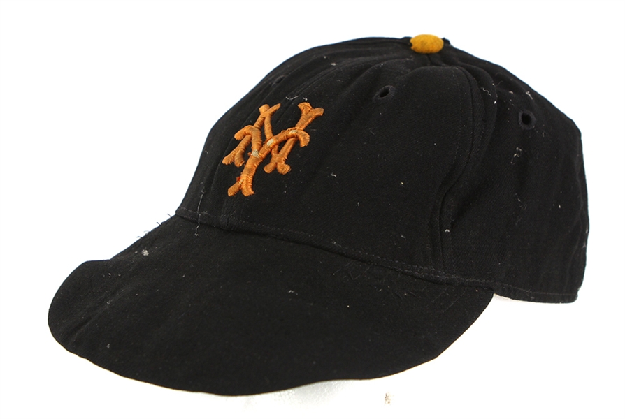 1952-54 New York Giants Game Worn Cap Signed by Willie Mays (MEARS LOA)