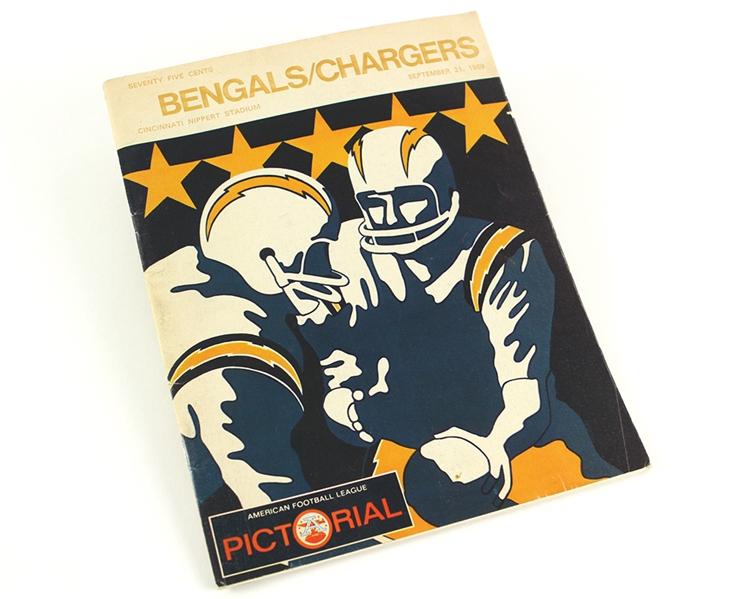 1969 Cincinnati Bengals vs. San Diego Chargers Game Program (MEARS LOA)