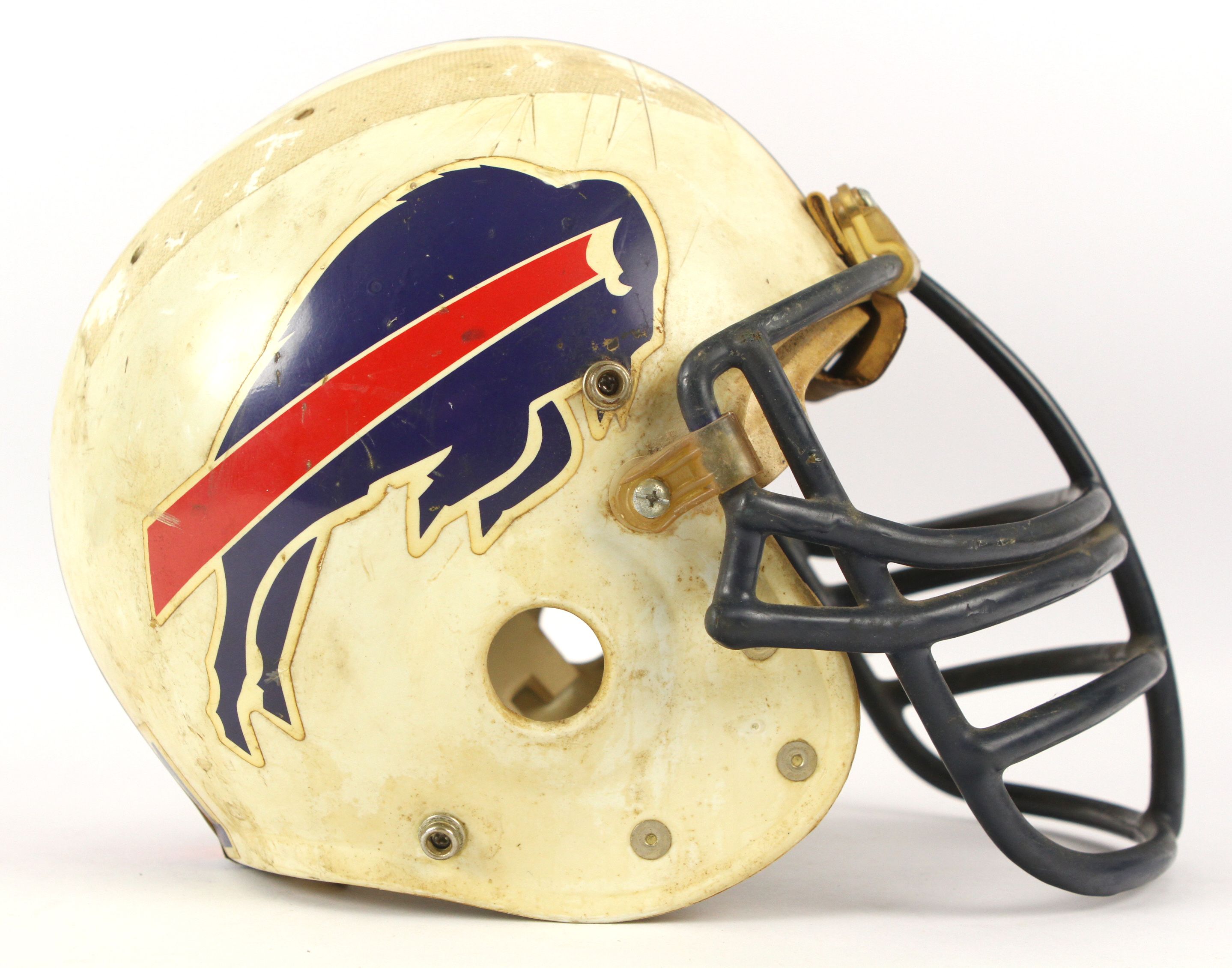 Lot Detail - 1980-83 Phil Villapiano Buffalo Bills Signed Game Worn Helmet  (MEARS LOA/*JSA*)