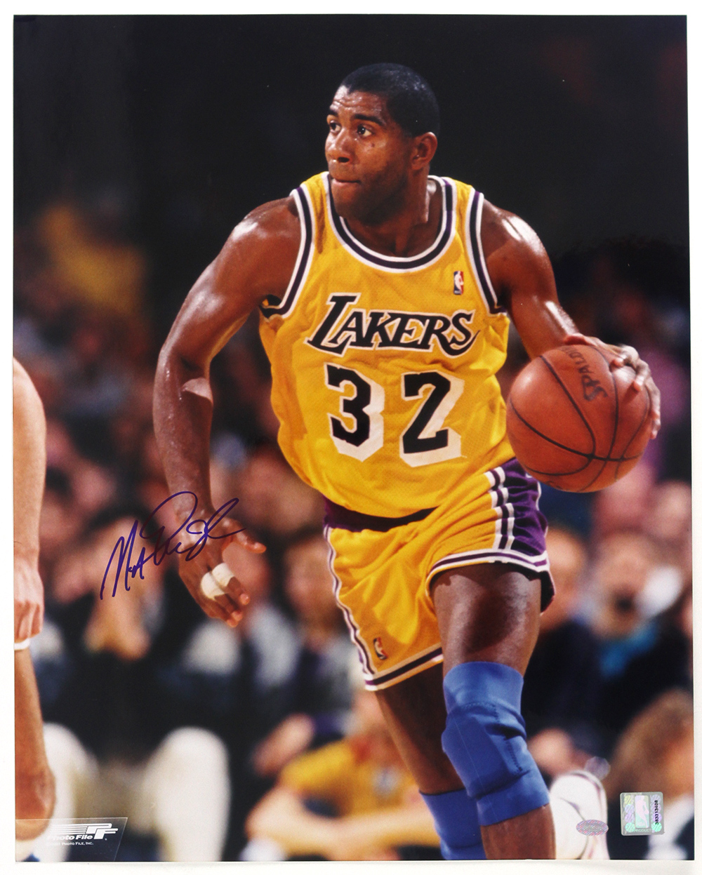 Lot Detail - 2000's Magic Johnson Los Angeles Lakers Signed 16