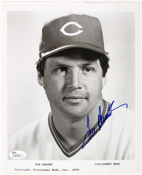 1979 Tom Seaver Cincinnati Reds Signed 8" x 10" Team Publicity Photo *JSA*