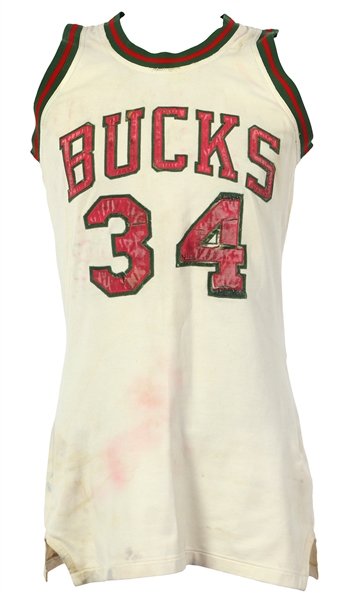 1972-73 Dick Cunningham Milwaukee Bucks Game Worn Home Jersey (MEARS LOA)