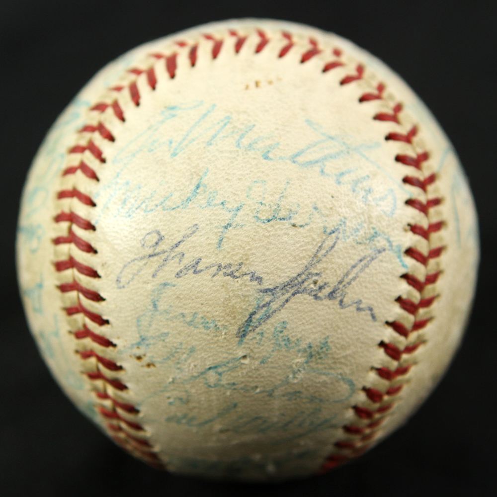 Lot Detail - 1959 Milwaukee Braves Team Signed ONL Giles Baseball w/ 27 ...