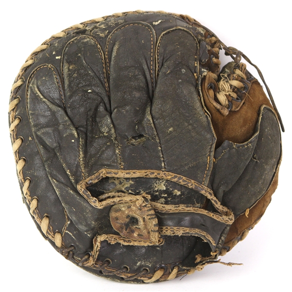 1910s Store Model Catchers Mitt