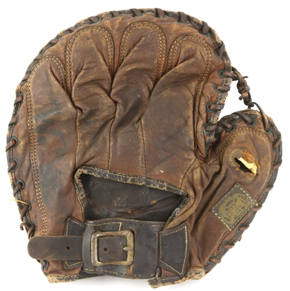 1910 circa Goldsmith Store Model First Basemans Mitt