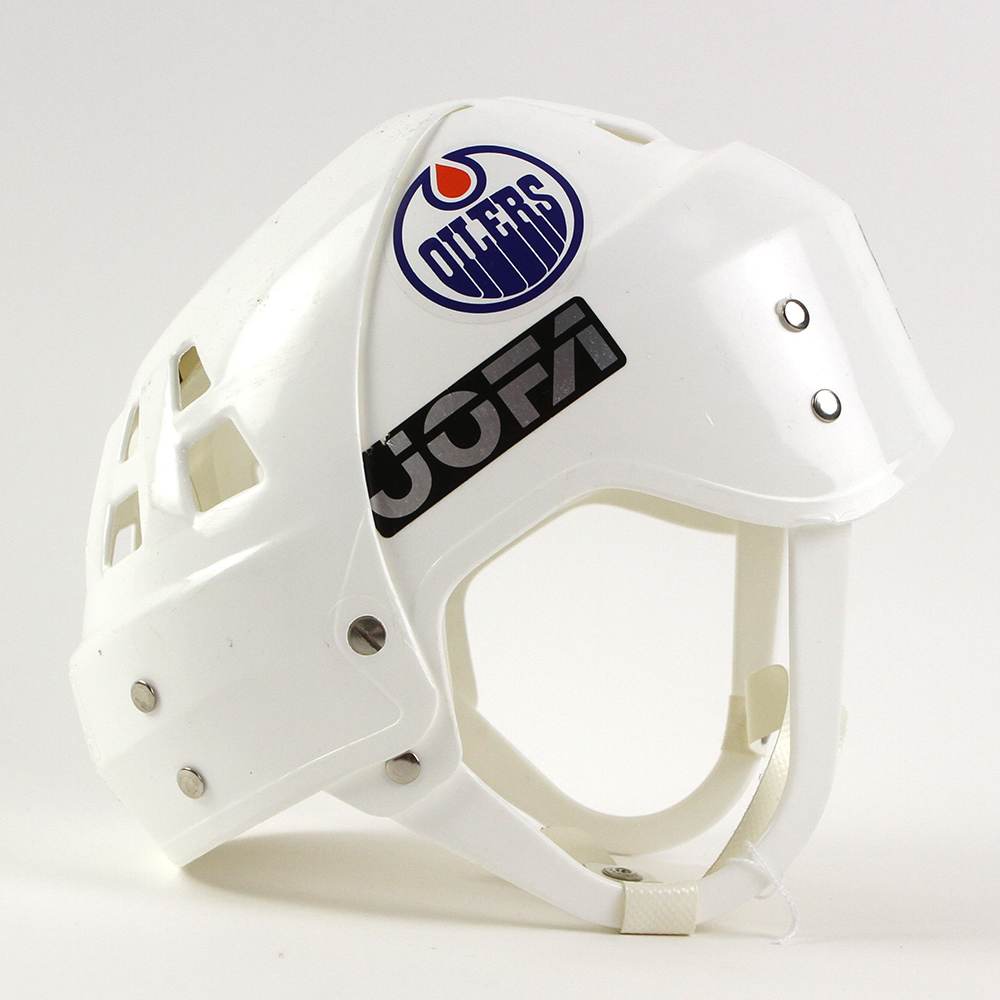 1986-88 Wayne Gretzky Game Worn Edmonton Oilers Helmet. . , Lot #81797