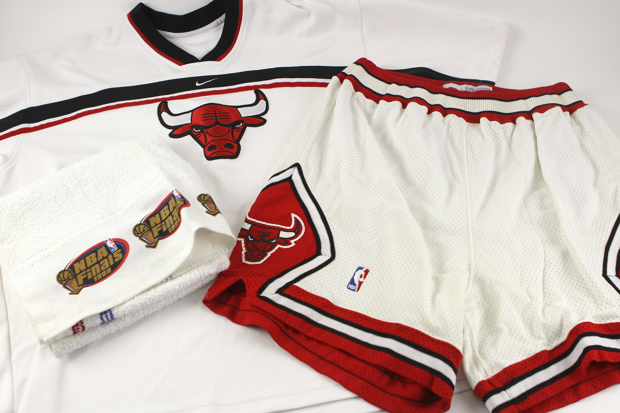 Lot Detail 1990 S 2000 S Chicago Bulls Game Worn Apparel Lot Of 3 W Home Uniform Shorts Shooting Shirt 1998 Nba Finals Towel Mears Loa