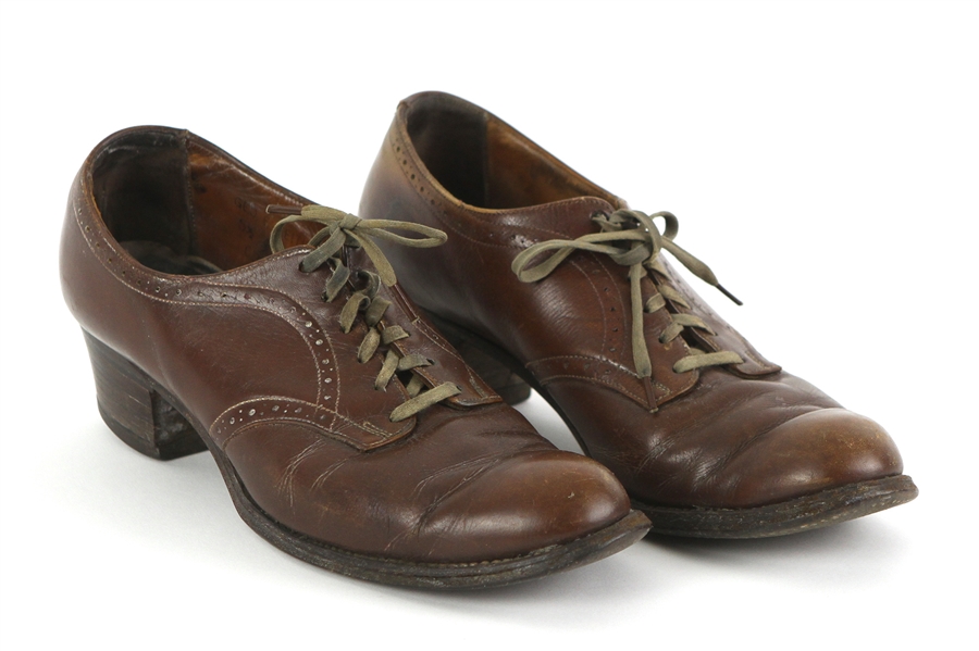Lot Detail - 1941-1945 WWII Women Army Corp (WAC) Women's Shoes & Photo ...