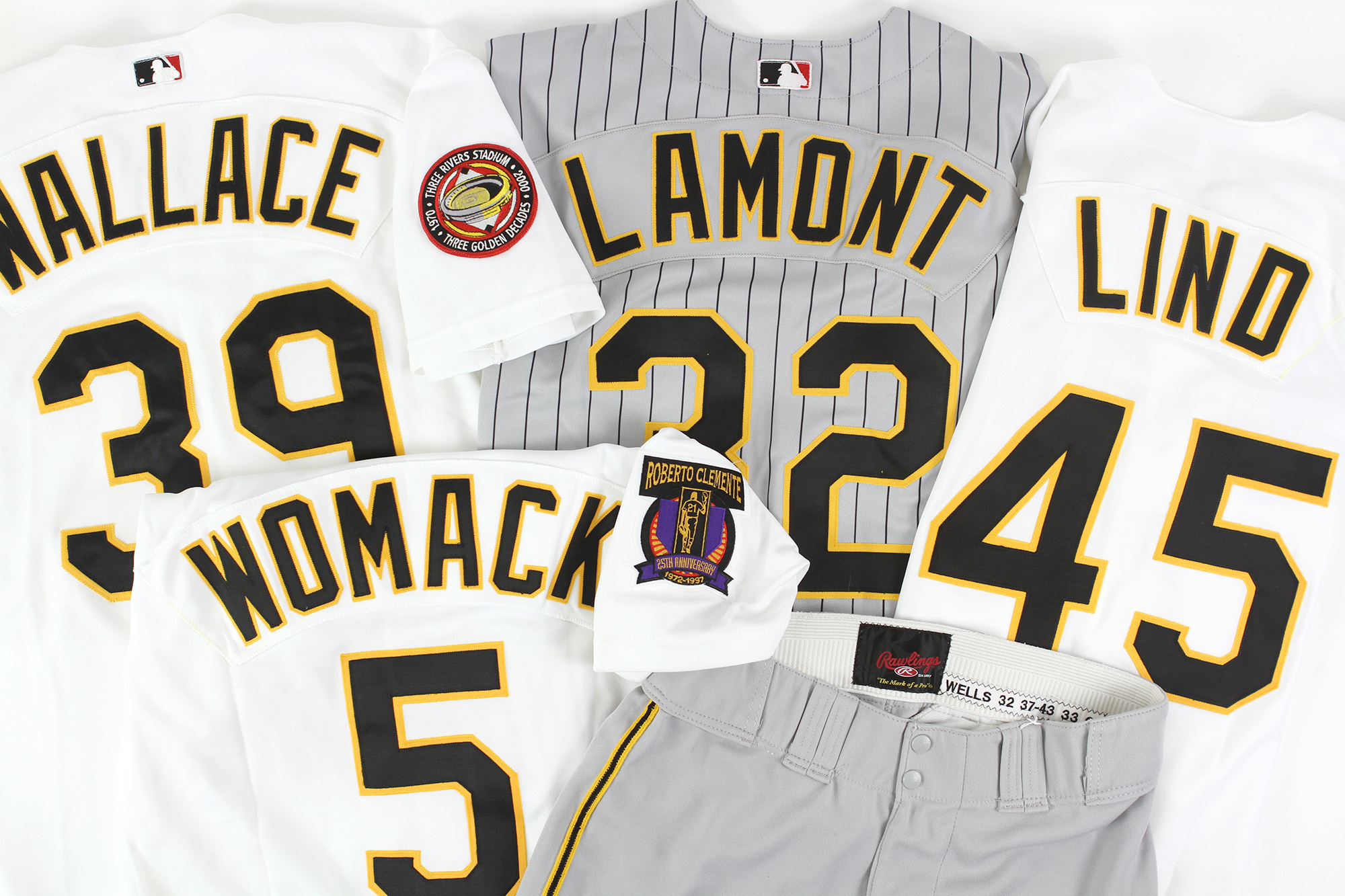 Lot Detail - 1967 Roberto Clemente Pittsburgh Pirates Game Worn