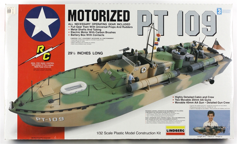 John F. Kennedy Motorized PT 109 29 1/2 Inch Model 