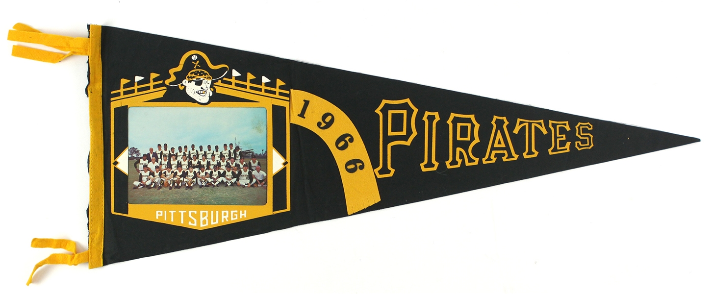 1966 Pittsburgh Pirates 29” Pennant