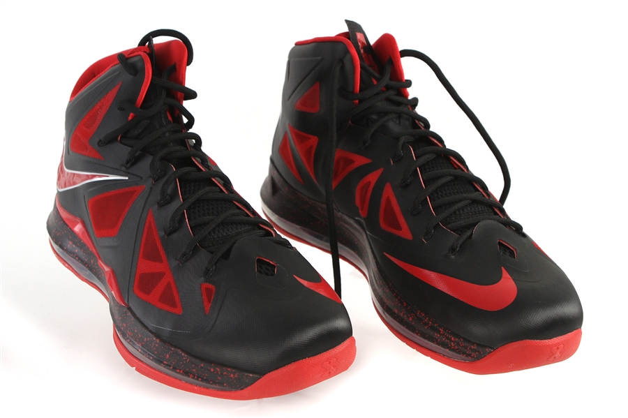 2012-13 LeBron James Miami Heat Game Worn Nike LeBron X Sneakers (MEARS LOA/Akron Childrens Hospital)