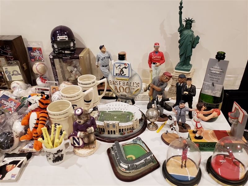 1960s to Present Sports Lot Baseball, Basketball, Football, Hockey, (Lot of 500+)