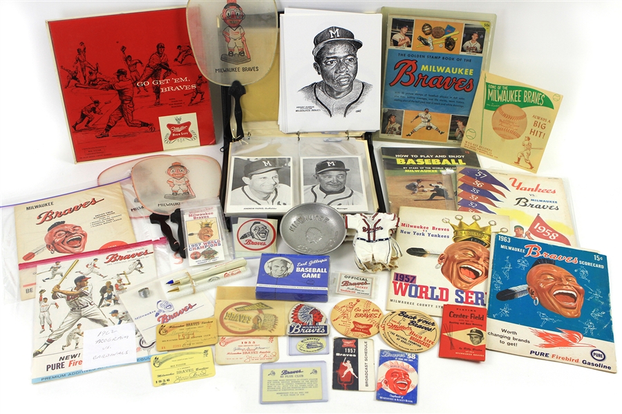 1950s-2000s Milwaukee Braves Memorabilia Collection - Lot of 125 w/ World Series Programs, World Series Player Photos & More
