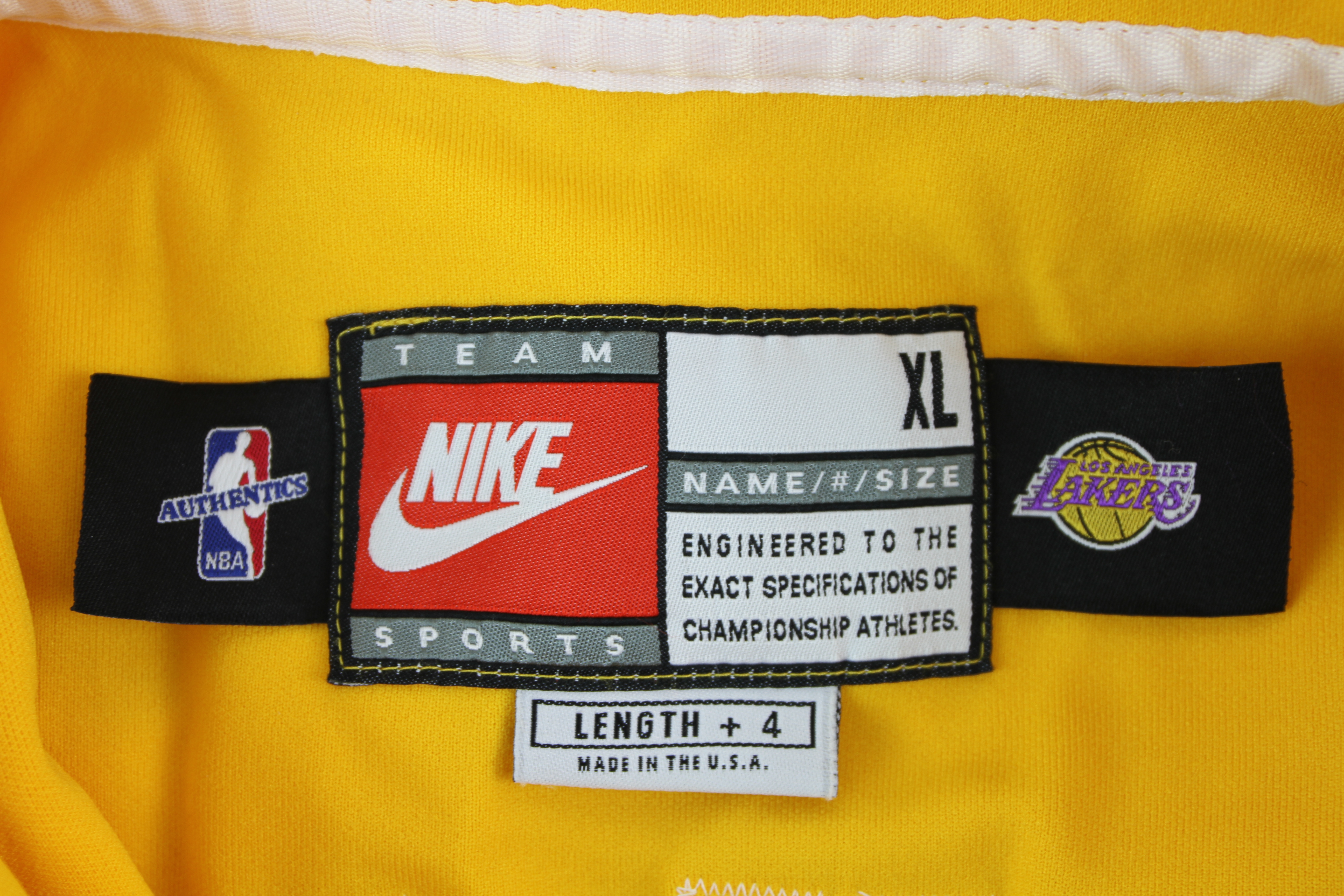 1987 Los Angeles Lakers Showtime Game Used Warm Up Suite W/Pants MEARS COA