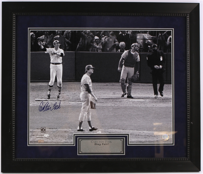 1975 Carlton Fisk Boston Red Sox "Stay Fair" Signed 16x20 B&W Framed Photo (JSA)