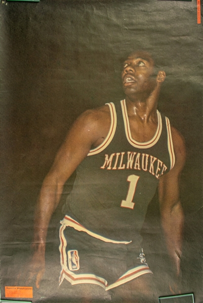 1971 Oscar Robertson Milwaukee Bucks Sports Illustrated Poster 