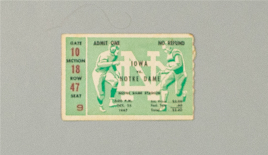 1947 (October 25) Notre Dame Fighting Irish Iowa Hawkeyes Ticket Stub (Johnny Lujack Heisman Season)