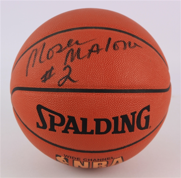 1998 Moses Malone Philadelphia 76ers Signed Basketball (JSA)