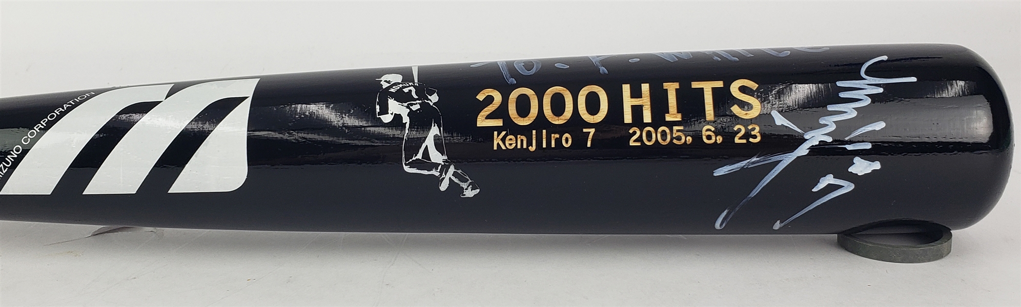 2005 Kenjiro Nomura Hiroshima Toyo Carp Signed Mizuno 2,000 Hits Commemorative Bat (JSA)