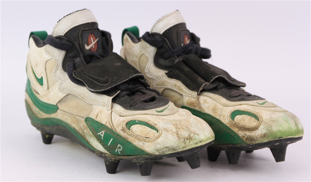 1995 Green Bay Packers Signed Game Worn Nike Cleats (MEARS LOA)
