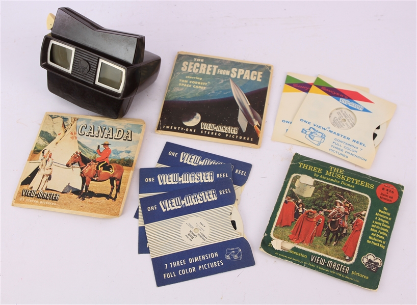 1950s Viewmaster w/ 13 Reels Including Three Muskateers, Canada & The Secret From Space 
