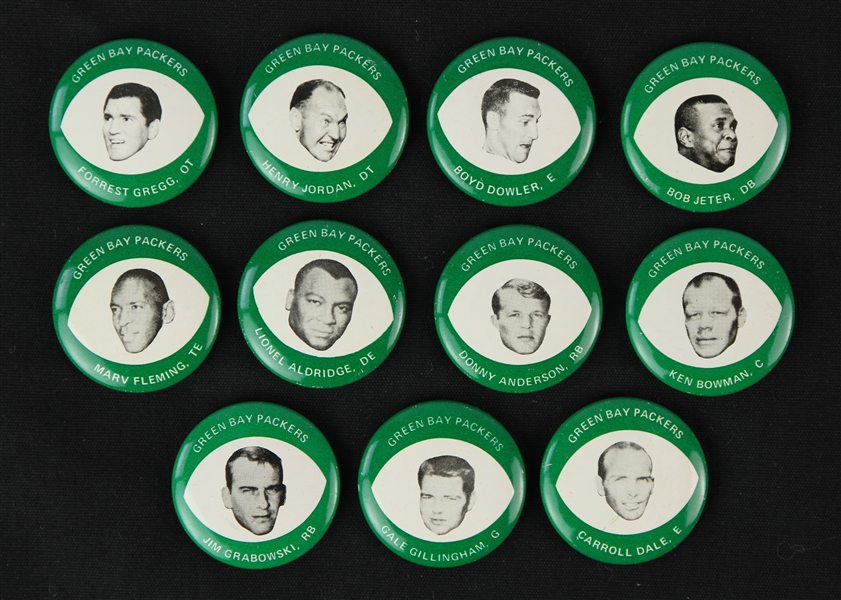 1967-68 Green Bay Packers 1" Player Pinback Button Collection - Lot of 11 w/ Lionel Aldridge, Forrest Gregg, Henry Jordan & More