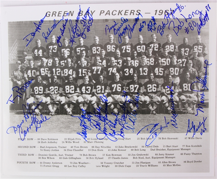 1967 Super Bowl Champion Green Bay Packers Team Signed 8" x 10" Photo w/ 23 Signatures Including Willie Davis, Fuzzy Thurston, Willie Wood & More (JSA)