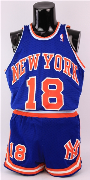 1987-88 Ray Tolbert New York Knicks Game Worn Road Jersey (MEARS LOA)