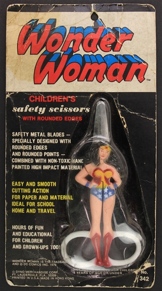 1978 Wonder Woman MOC Childrens Safety Scissors