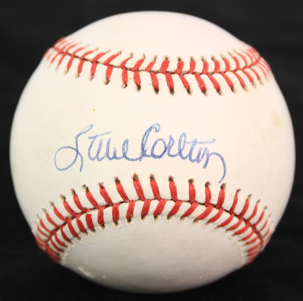 1989-90 Steve Carlton Philadelphia Phillies Signed ONL White Baseball (JSA)