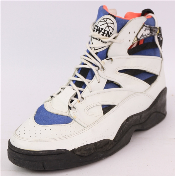 1994-95 Patrick Ewing New York Knicks Game Worn Ewing Vent Sneaker (MEARS LOA)