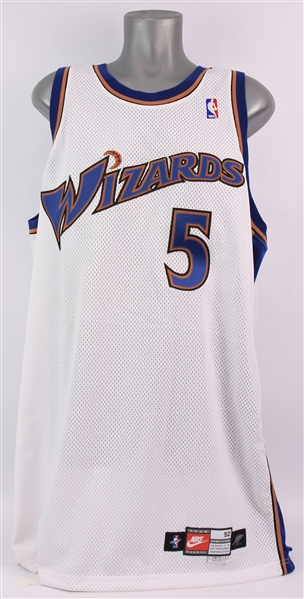 1997-98 Juwan Howard Washington Wizards Home Jersey (MEARS A5)