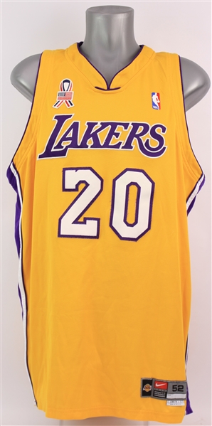 2000-02 Brian Shaw Los Angeles Lakers Game Worn Home Jersey (MEARS A5) Back to Back NBA Champions
