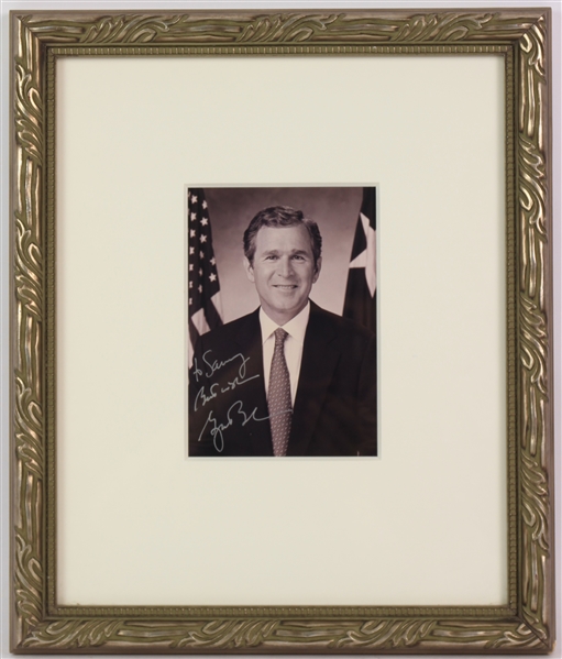 2001-2009 George W. Bush 43rd U.S. President Signed 5x7 Framed Photo (JSA)
