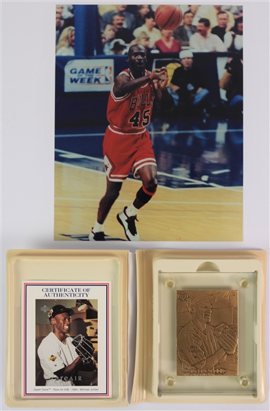 1994 Michael Jordan Chicago Bulls / White Sox 8" x 10" Photo & Upper Deck Bronze Highland Mint Trading Card - Lot of 2 