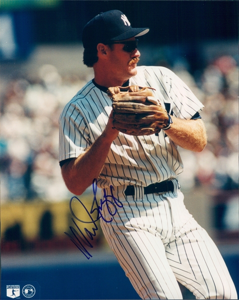 1990s Wade Boggs New York Yankees Signed 8" x 10" Photo (JSA)