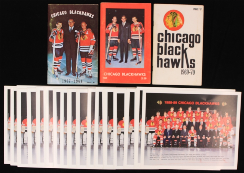1967-89 Chicago Blachawks Memorabilia - Lot of 40+ w/ Media Guides & Team Photos