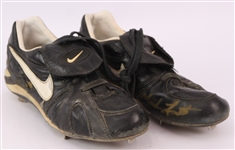 1995-96 Mark Loretta Milwaukee Brewers Signed Game Worn Nike Air Cleats (MEARS LOA/JSA)