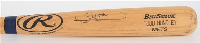 1998 Todd Hundley New York Mets Signed Rawlings Adirondack Professional Model Bat (MEARS LOA/JSA)
