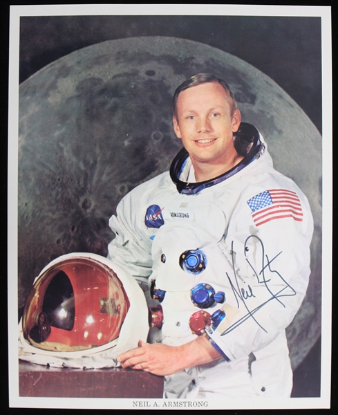 1962 Neil Armstrong Apollo 11 Astronaut Signed 8" x 10" NASA Photo (JSA)