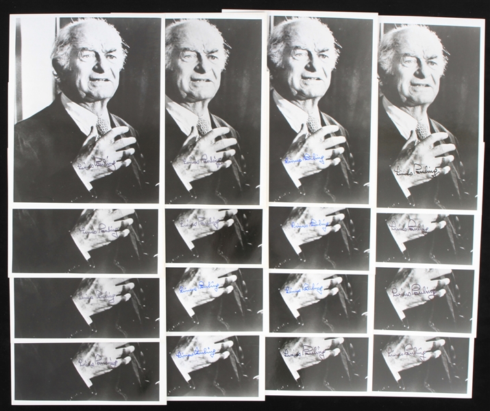 1980s Linus Pauling Nobel Prize Chemist Signed 8" x 10" Photos - Lot of 30 (JSA)