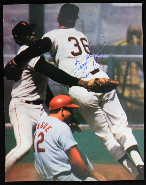 1970s Gaylord Perry San Francisco Giants Signed 7.75" x 10" Magazine Photo 
