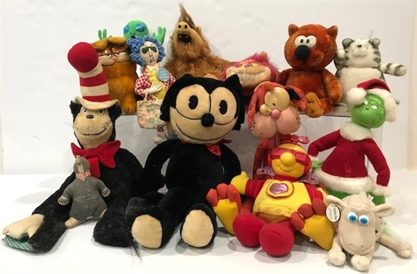 1988-2000 Dr. Seuss, Garfield, The Grinch & more Plush Toys (Lot of 13)