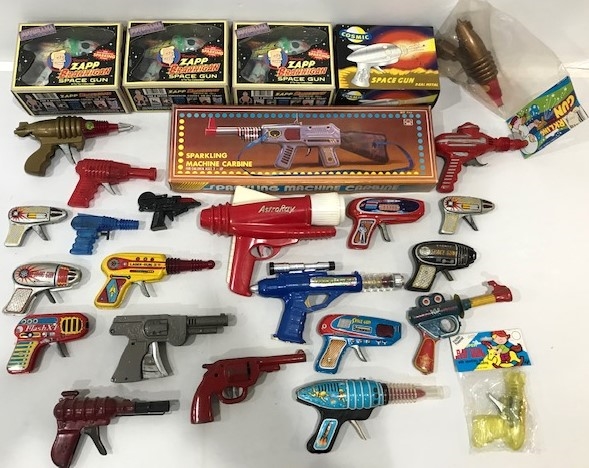 Toy Space Guns Including Zapp, Sparkling Machine Carbine & more (Lot of 20+)