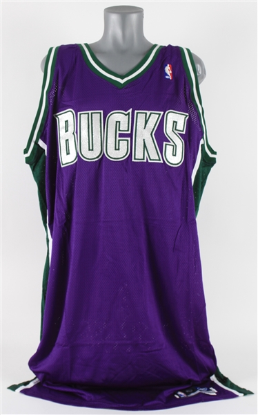 2003-2004 Milwaukee Bucks Unused Game Issue Jersey (MEARS LOA)