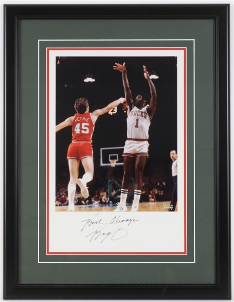 1970-74 Oscar Robertson "Big O" Milwaukee Bucks Signed 21x27 Framed Photo (JSA)