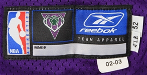 2002-03 Dan Gadzuric Milwaukee Bucks Signed Game Worn Road Jersey (MEARS LOA/JSA)